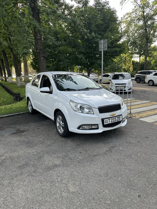 Chevrolet Nexia 3 Rangi: Oq Avtomat Probeg:130.000