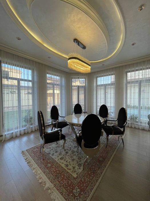 Сдается в аренду евродом с зади Гостиница Россия