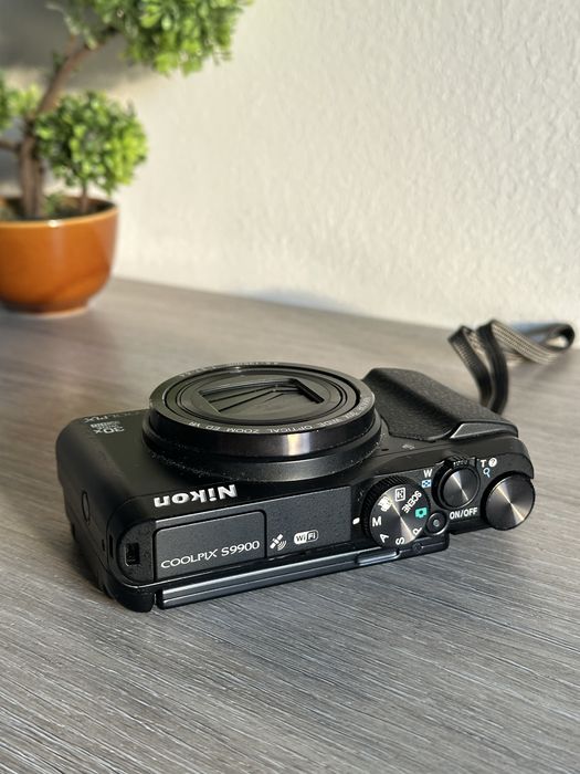Nikon Coolpix S9900