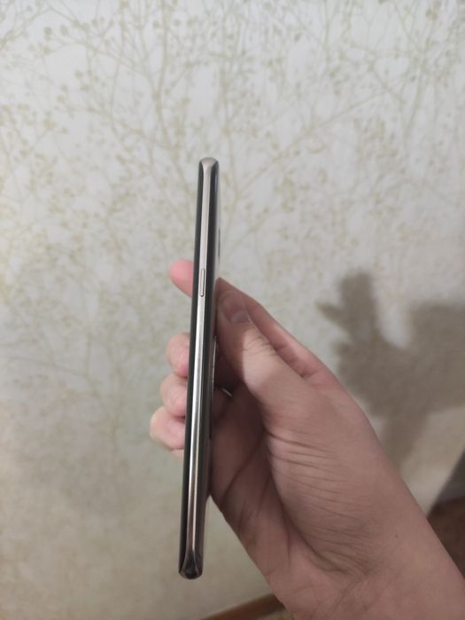 Самсунг гелакси с8