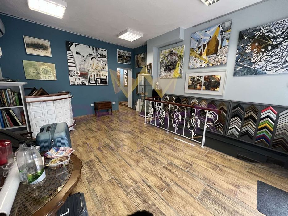 Дава се под наем Офис в Варна, Център - 90 кв.м за 650 € - Снимка #2