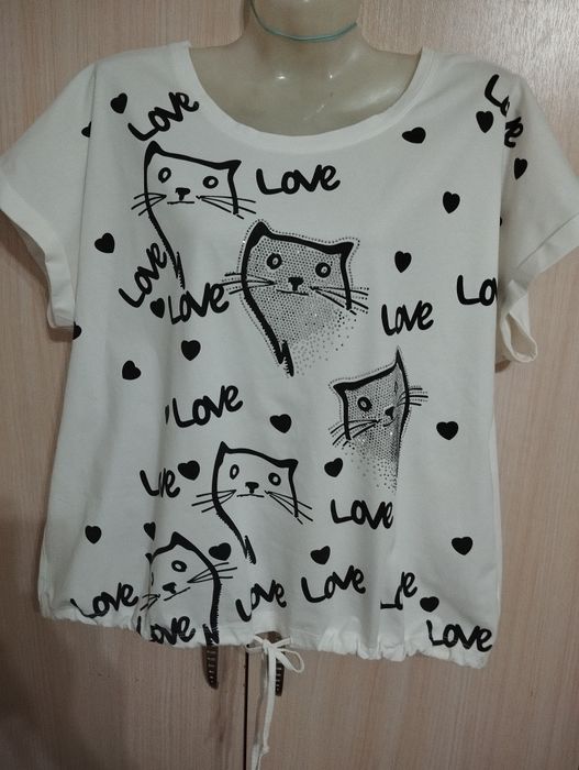 Продам футболку размер 52-54 все в хорошем состоянии