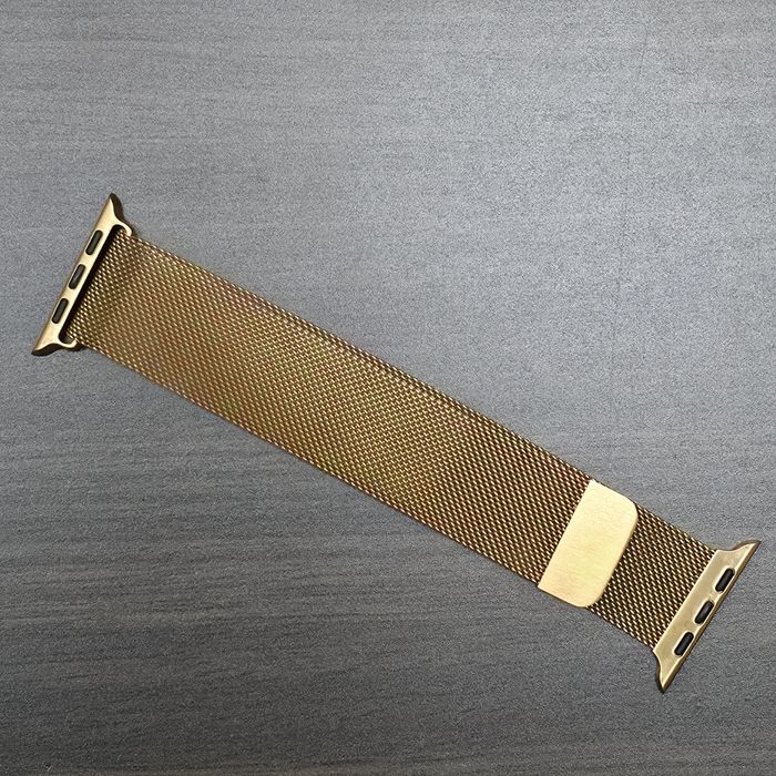 Златиста каишка за Apple watch 44mm / 45mm / 46mm | Gold Milanese Loop