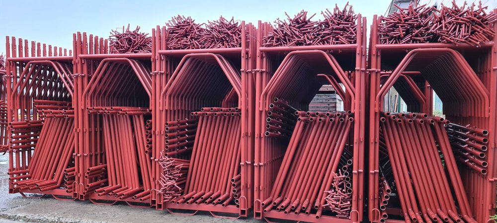 Schele metalice import Italia cu pasul de 1,8 m