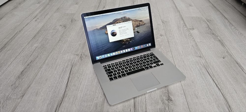 Macbook pro 15” i7