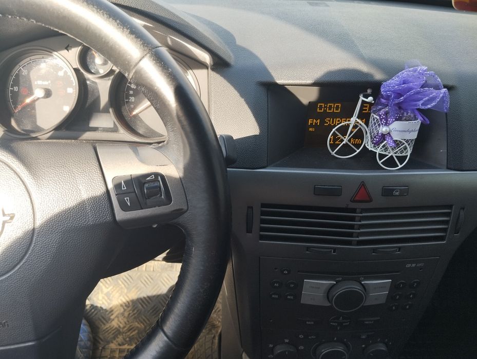 Vând Opel Astra, motorina, an 2006