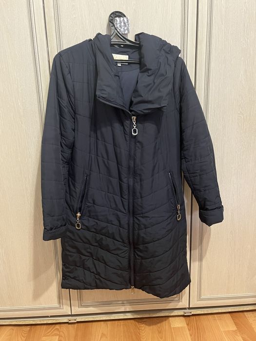 Демисезонный плащ 50-52 р