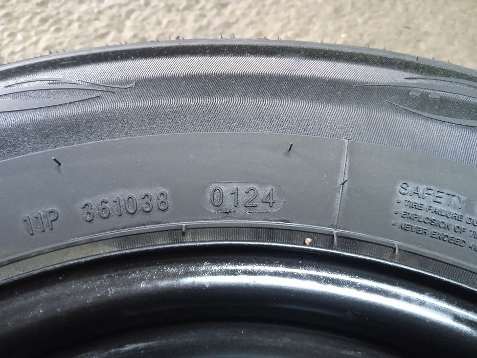 Шины комплект на дисках