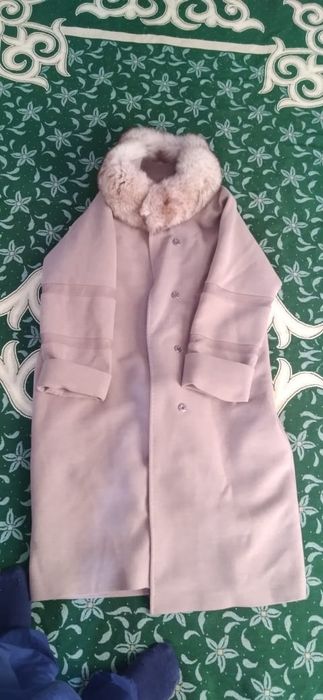 Қыстық пальто сатылады