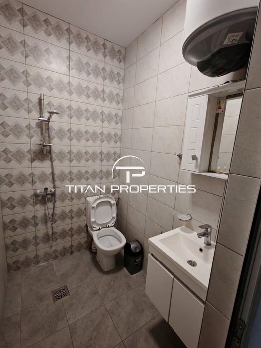 Дава се под наем Етаж от къща в Пловдив, Център - 130 кв.м за 500 € - Снимка #9