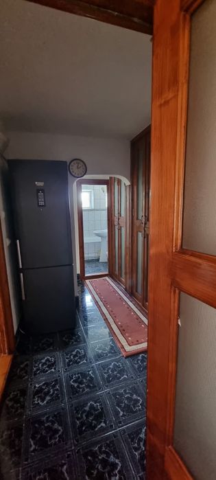 Proprietar ofer spre închiriere  apartament 2 camere micro 17