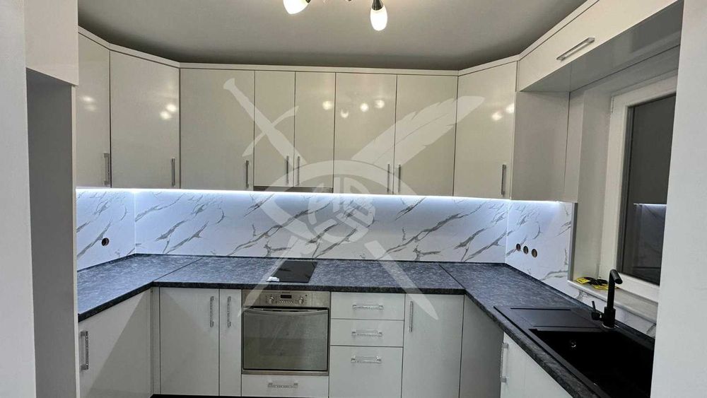 Къща - с. Подвис