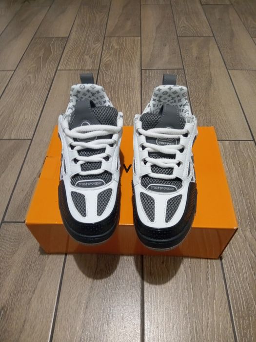 LV skates mărimea 41