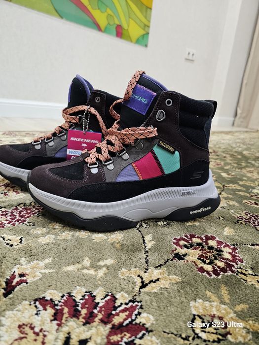 Продам комфортные ботинки