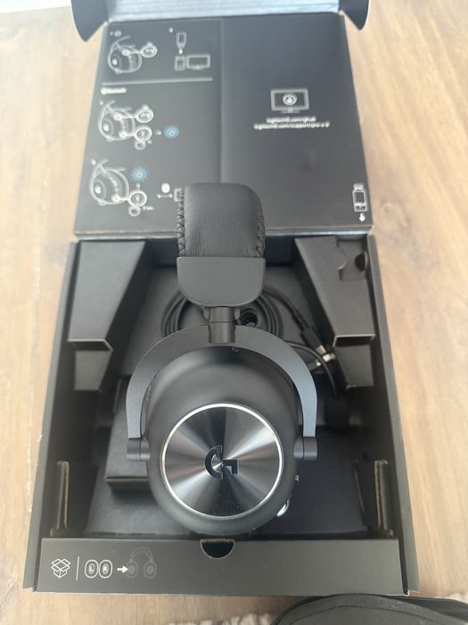Мишка и слушалки Logitech G Pro X Superlight 2 * Logitech G Pro X 2 Lightspeed