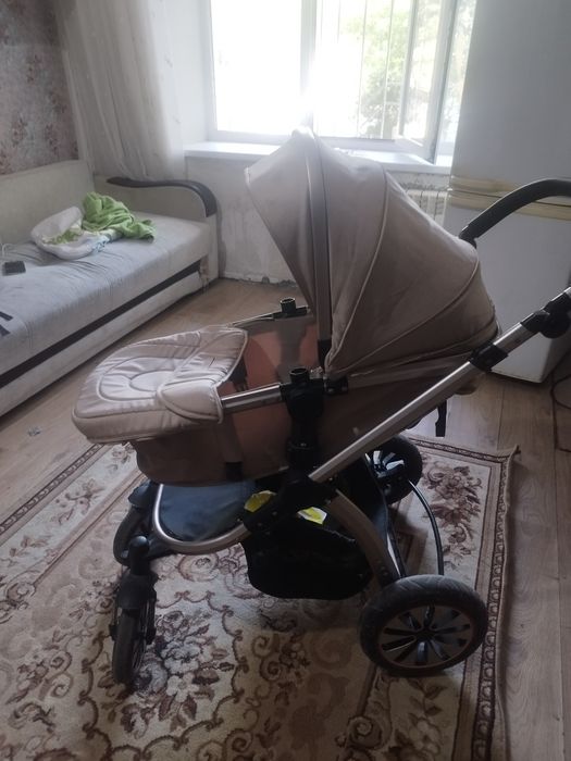 Продам детскую коляску