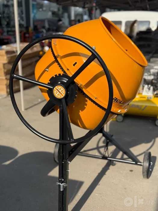 Бетономешалка Rolf TOP-210L