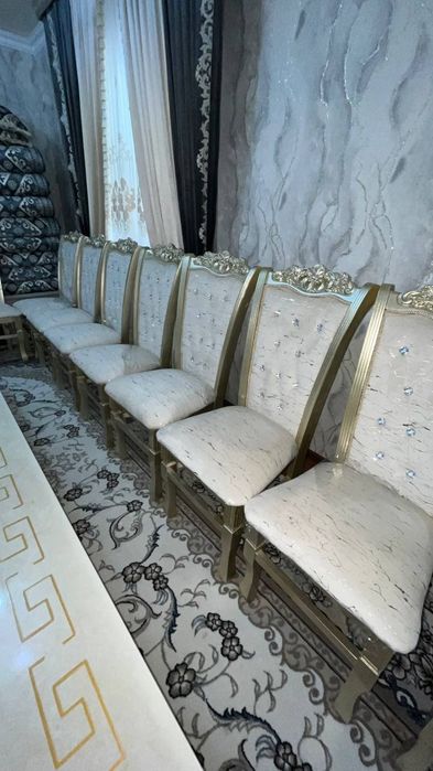 Стол стул сотилади срочна