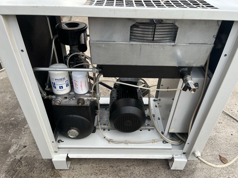 Винтов компресор Parise PHK 7.5Kw