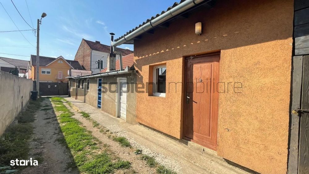 De închiriat: Spațiu comercial / atelier auto 64 mp