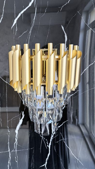 Продам бра в отличном состряние