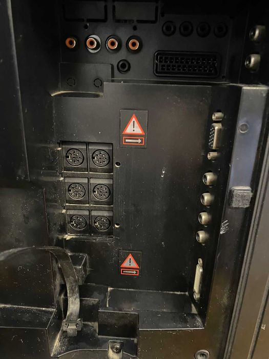 40" Телевизор Bang & Olufsen BeoVision 7-40