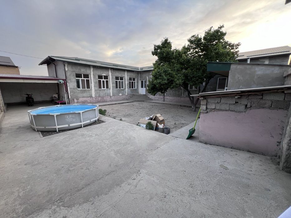 Сергели чорток участа 4.3 соток 5 комнатная