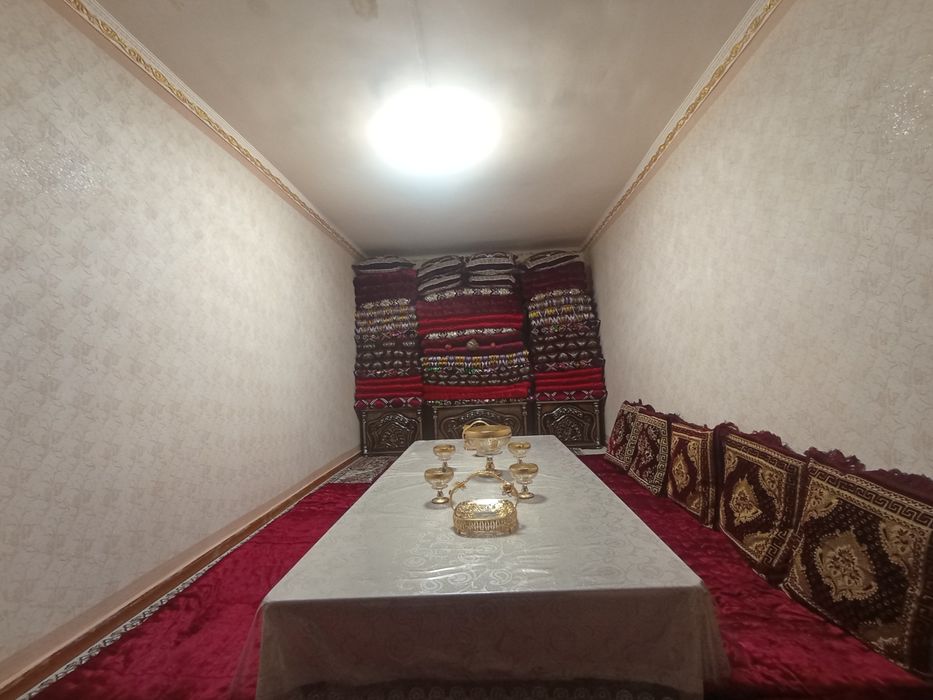 Jizzax viloyati Jizzax shahrida joylashgan uy shoshilinch sotiladi