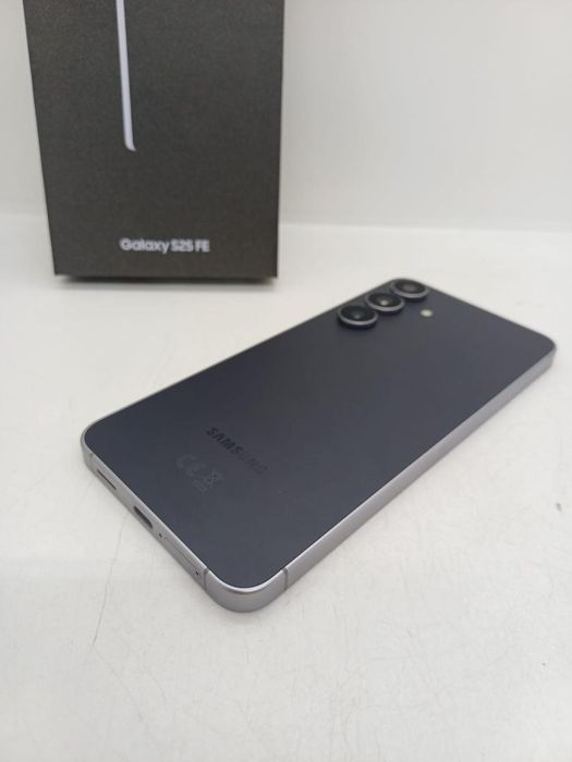 Telefon mobil Samsung Galaxy S25 FE, Dual SIM, 8GB RAM, 128GB -A-