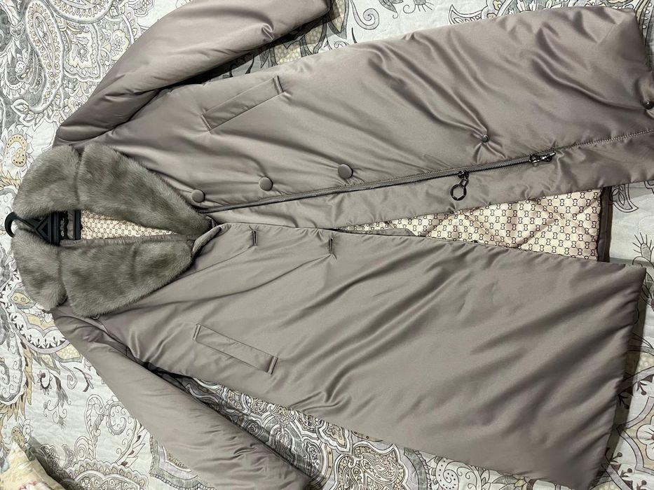 Продам зимнюю куртку