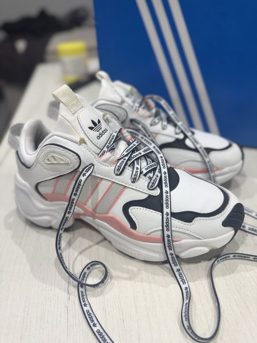 Adidas Magmur Runner ЧИСТО НОВИ / EU38