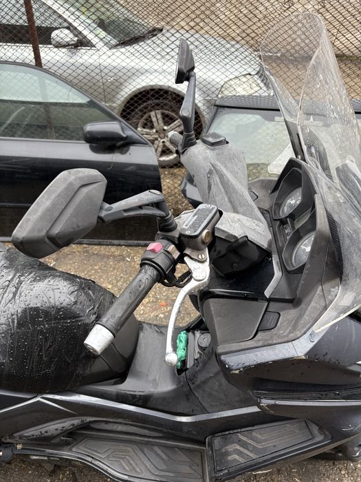 Kymco DownTown 350i на части