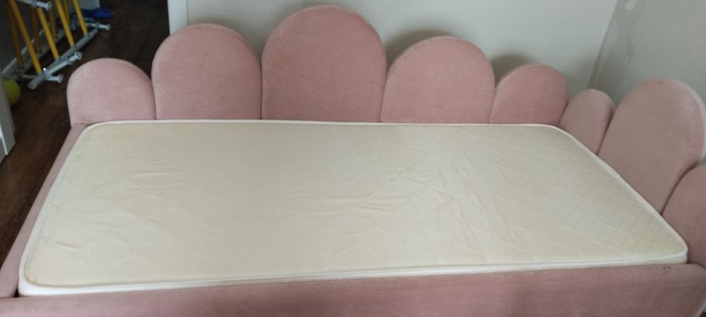 Кровать для девочки 90*200