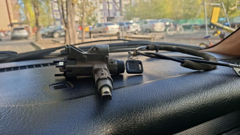 Продам замок зажигания