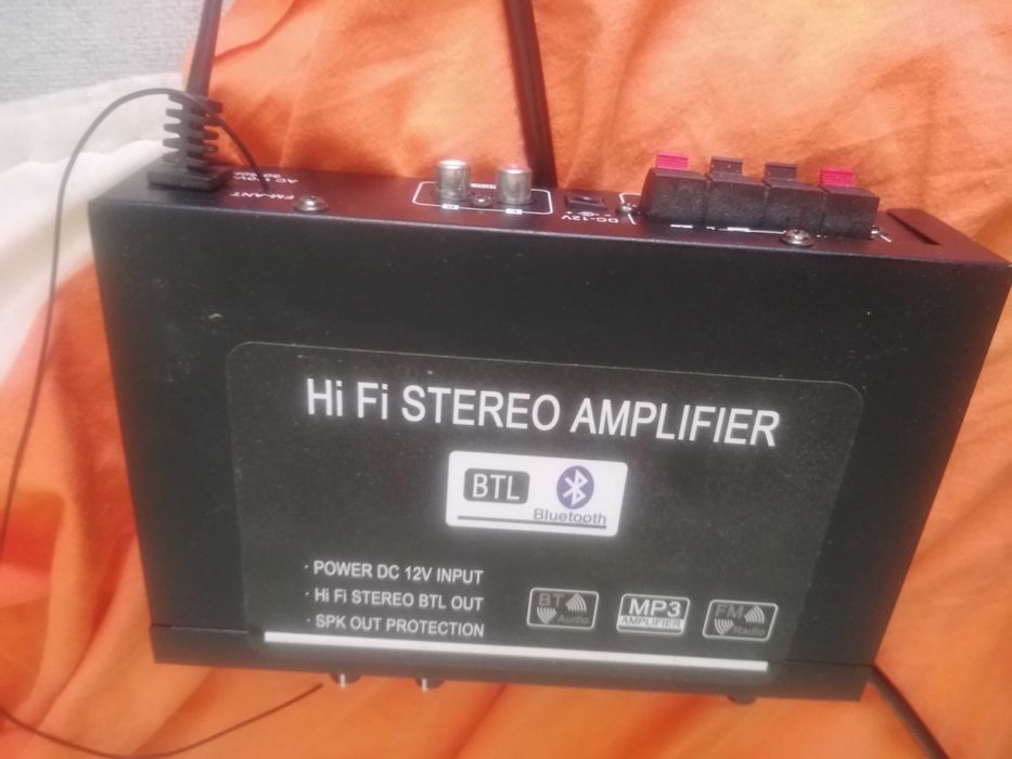Mini-amplificatoare , alimentare si la 12V auto