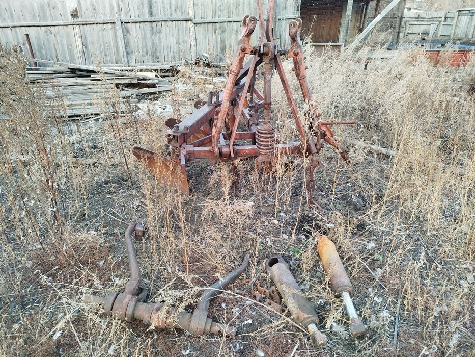 Продам 4-х корпусный плуг от ДТ-75