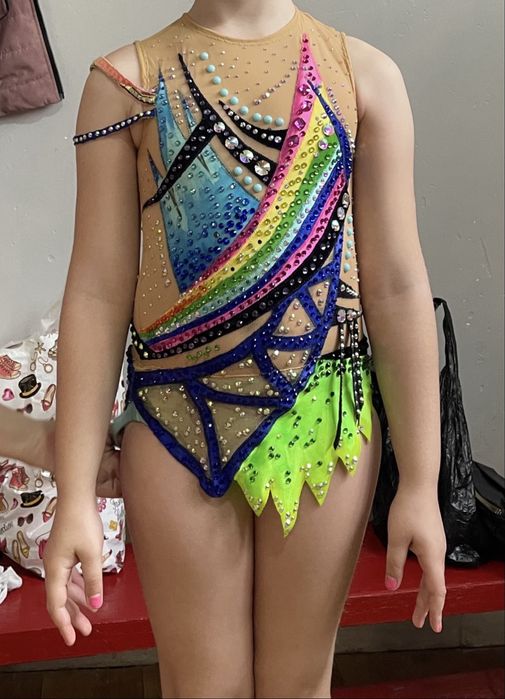 Продам купальник для гимнастики