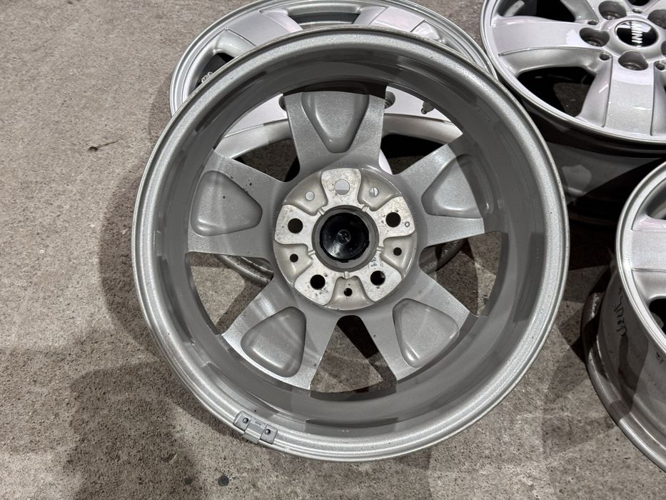 4бр ал MINI Cooper (2014-) 15цола оригинални с датчици нови