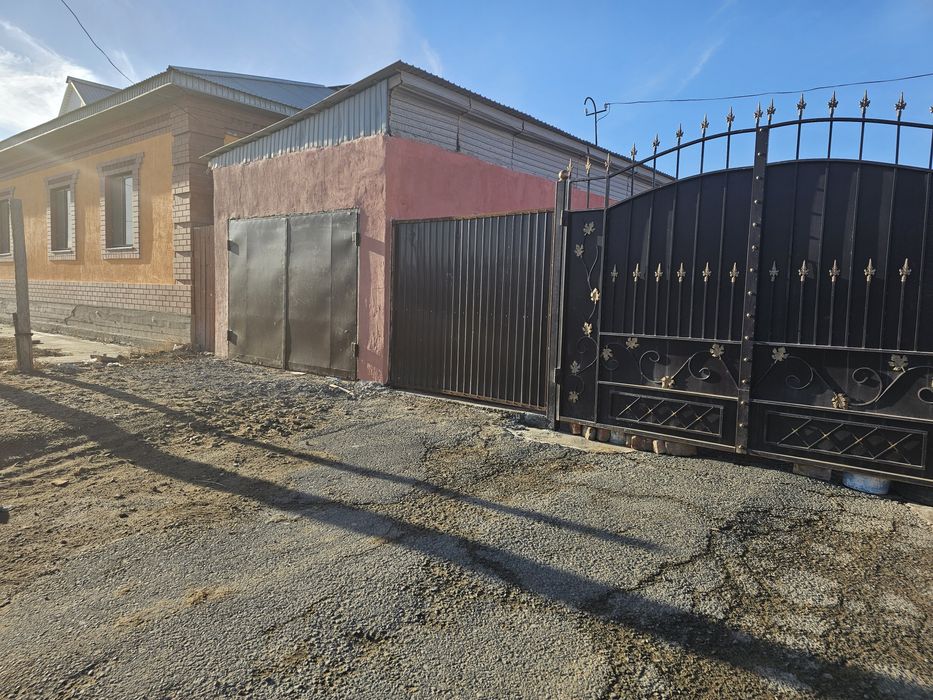 Частный жилой дом