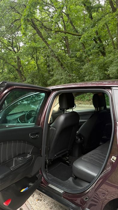 Lancia Delta – 1.6 Diesel – 2012 – 220.000 km