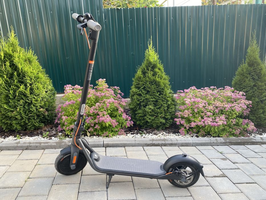 Продаётся электросамокат Ninebot F30