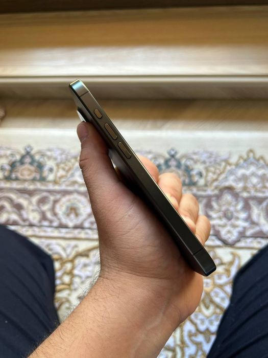 Iphone 15 pro amerikanskiy