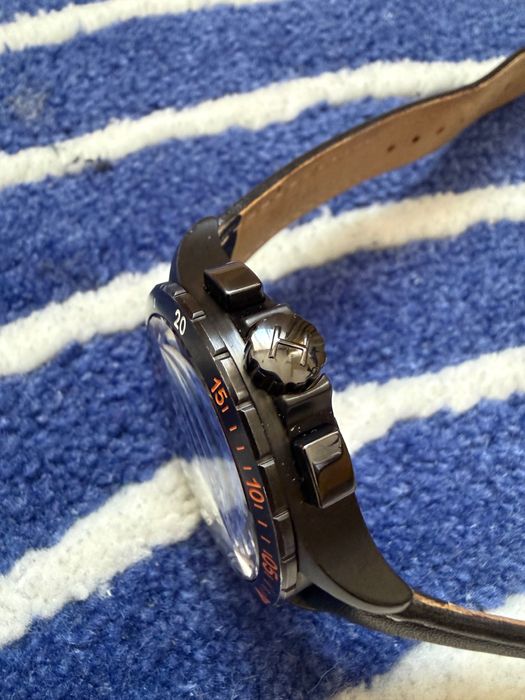 HAMILTON Khaki Air Chronograph часовник