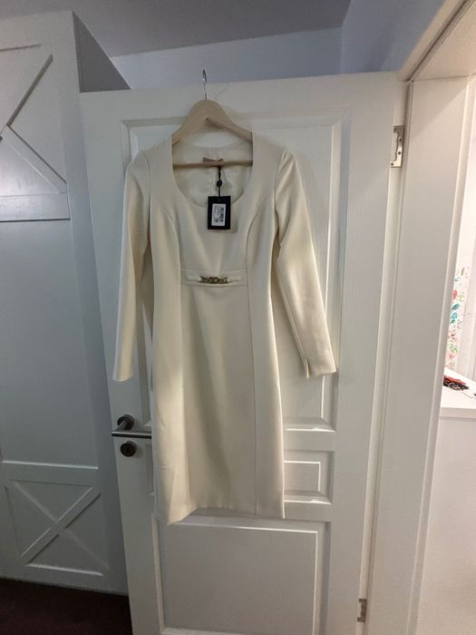 Елегантна рокля Twinset