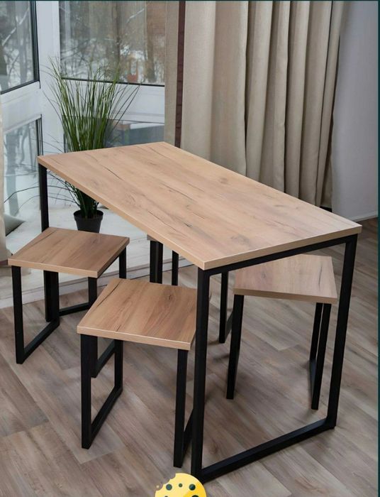 Stol tablitka kapelik