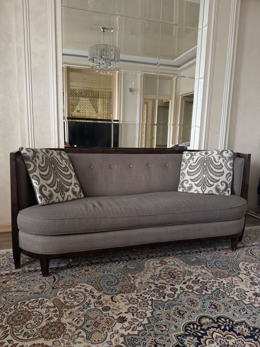 Стильный диван из салона Desiderio