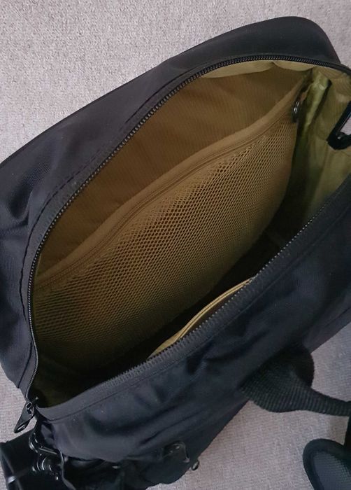 PacSafe Metrosafe 300 GII 13" Laptop Bag/ Carry-on travel bag - Black