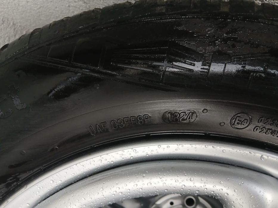 Set complet roti iarna Duster 2