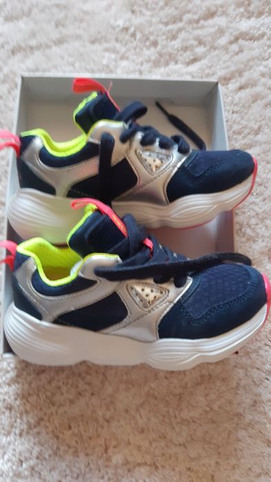 Детски Сникърси GEOX нови