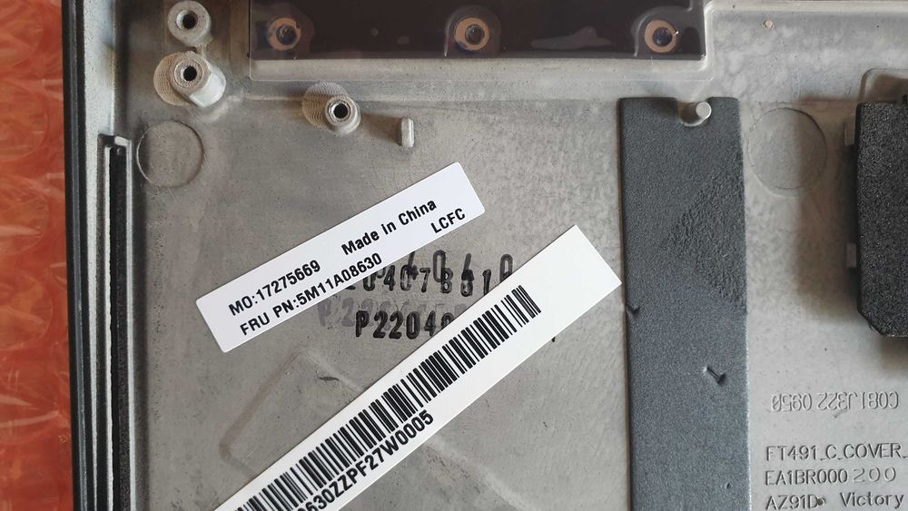 Tastatura / Palmrest Lenovo Lenovo ThinkPad T495s 5M11A08630